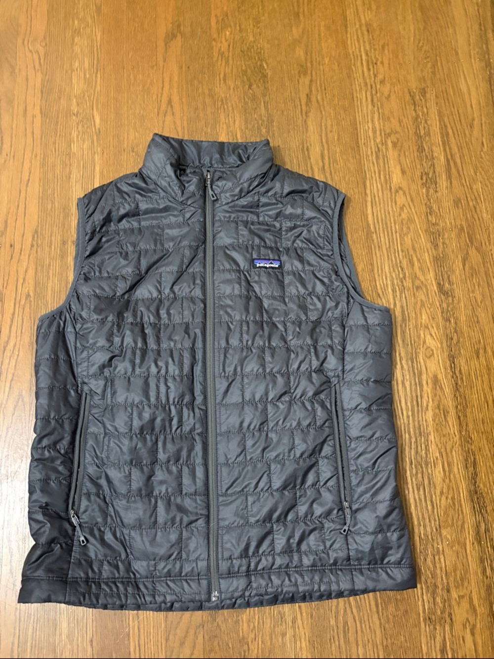Patagonia men’s nano puff vest size large